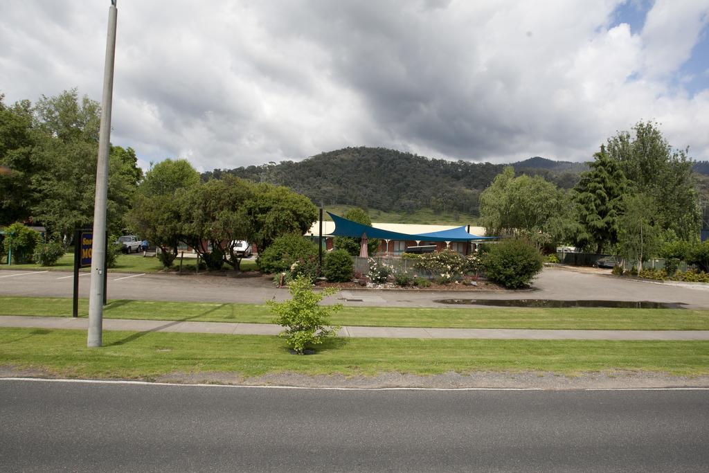 Snowgum Motel Маунт-Бьюти Экстерьер фото